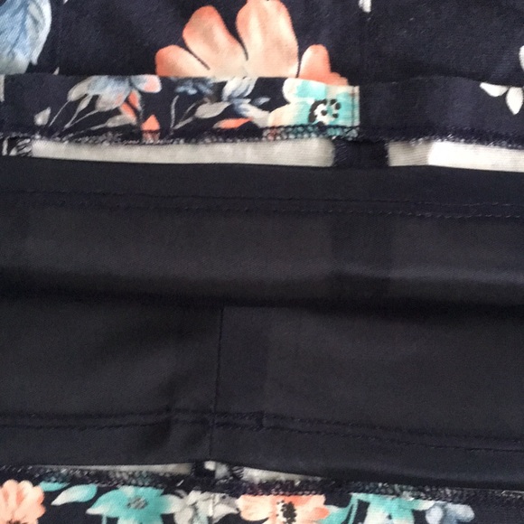 Beautiful Bershka skirt - Picture 6 of 6